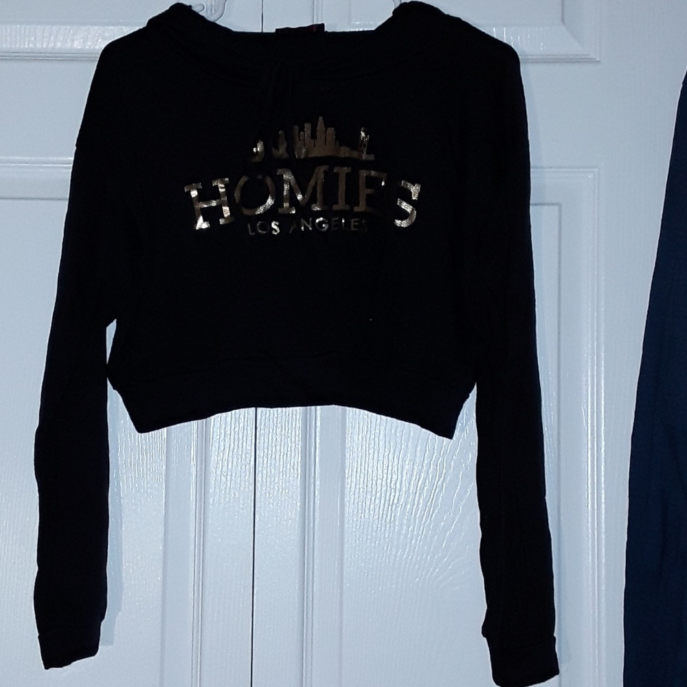 Hooded crop top